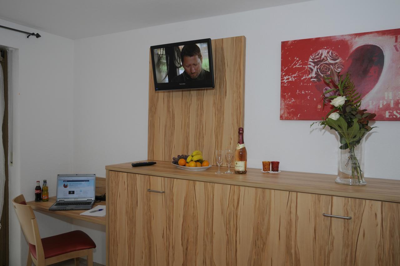Landgasthof Krone Pleinfeld Bagian luar foto