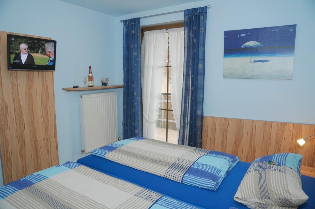 Landgasthof Krone Pleinfeld Bagian luar foto